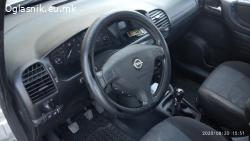 SE PRODAVA OPEL ZAFIRA 2001